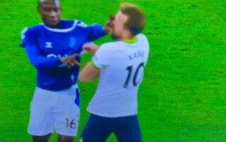 Harry Kane Abdoulaye Doucoure czerwona kartka Danny Murphy opinia Everton Tottenham Hotspur